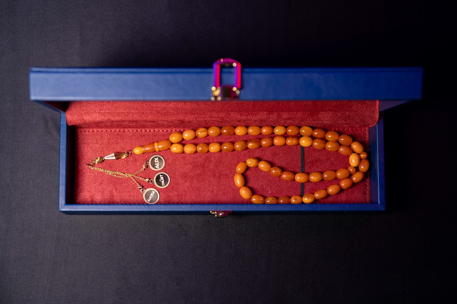 Acrylic Fabrications | Accru8